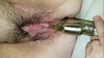 likes hairy pussy with dildo