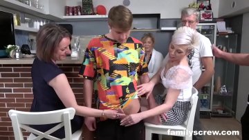 Orgy restaurant with mature pussies some teenagers