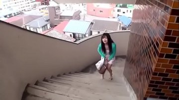 Japanese woman loses keys finds them gives blowjob