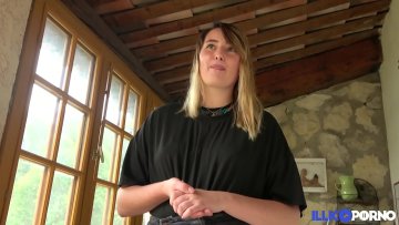 Davina's Rainy Anal Adventure